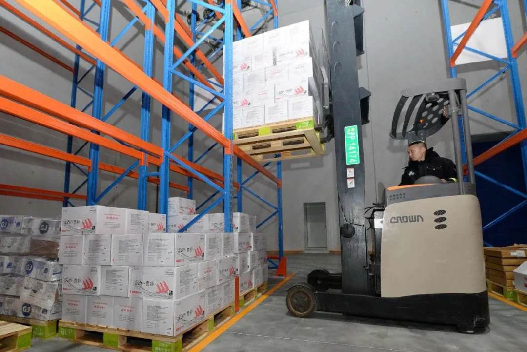 建造200噸火龍果水果保鮮冷庫(kù)需要多少錢?(圖2) 建造200噸火龍果水果保鮮冷庫(kù)需要多少錢?